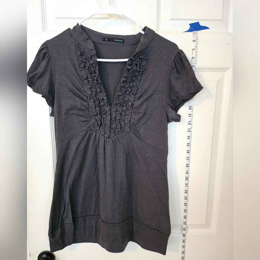 Gray Ruffled Women's Top - Picture 1 of 3